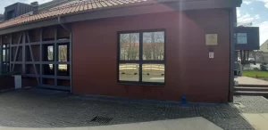 Lauko stiklai klijuoti išorine veidrodine plėvele