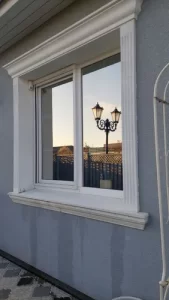 Lauko stiklai klijuoti išorine veidrodine plėvele